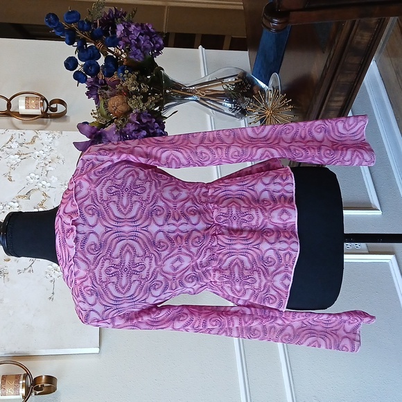 Wild Fable Pink Semi Sheer Geometric Print Long Sleeves Blouse. XS - Picture 4 of 17